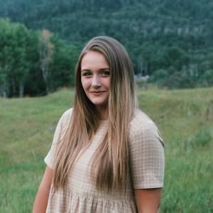 Meet your Posher, Brittney